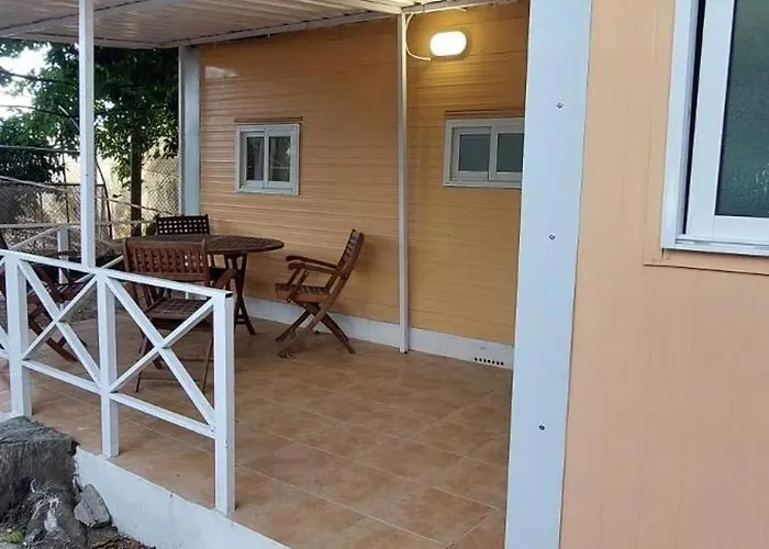 Barraquetes Camping Sueca